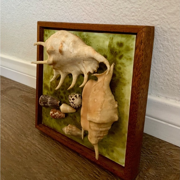 Framed Oceanside Wall Decor Seashell - Picture 2 of 10